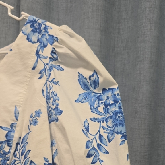 Rachel Parcell Blue and white Cottagecore Floral Blouse Sz L - Picture 7 of 10